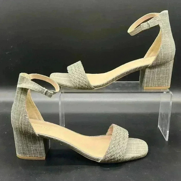 Maurices Roxy Heel gray womens 10 ankle strap - Picture 1 of 6